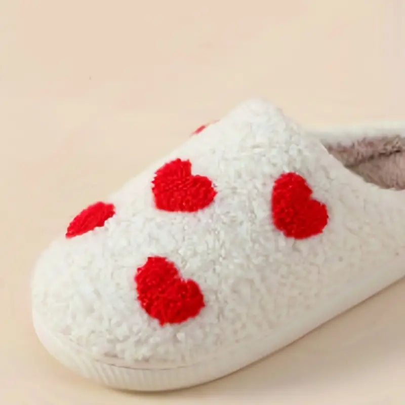 Slip On Round Toe Non-slip Fuzzy Heart Print Slippers