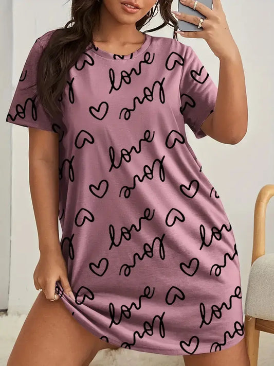 Plus Size Casual Nightdress, Women's Plus Heart Letter Print