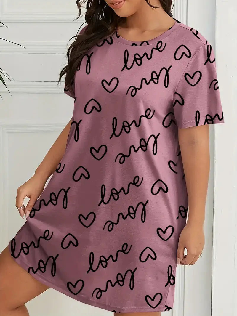 Plus Size Casual Nightdress, Women's Plus Heart Letter Print